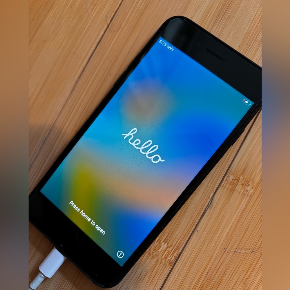 Apple iPhone - Black